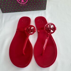 Tory Burch Mini Miller Flat Thong Size 7